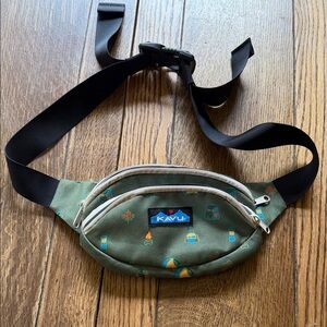 Kayu Green Patterned Fanny Pack belt bag camping